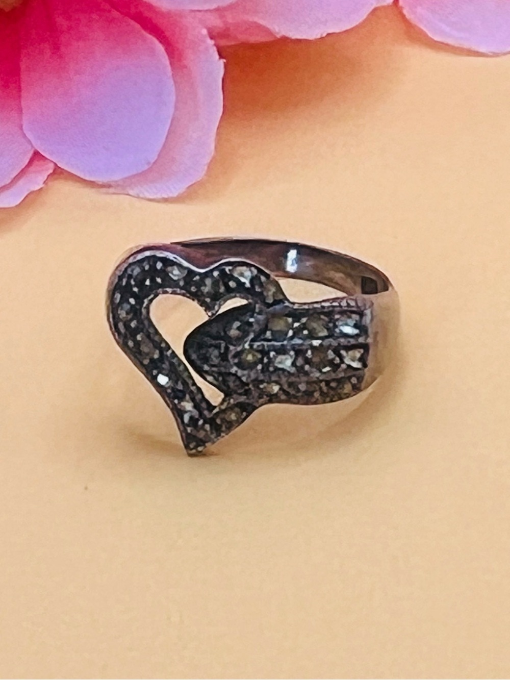 Heart-Shaped Silver and marcasite Ring size 8
